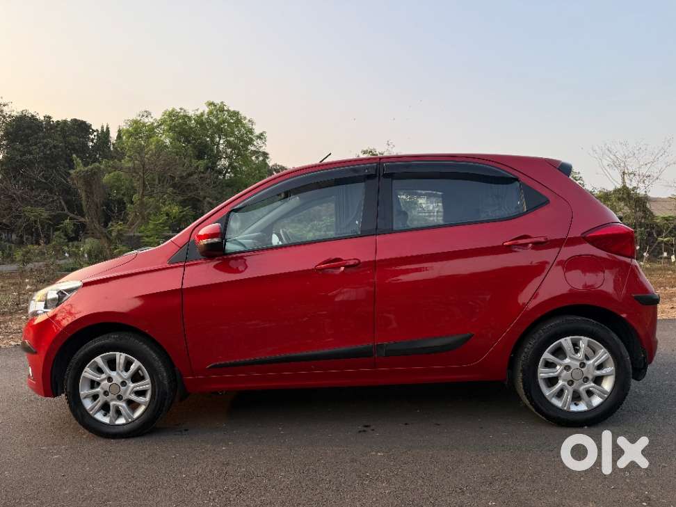 Tata Tiago 1.2 Revotron Xza, 2018, Petrol