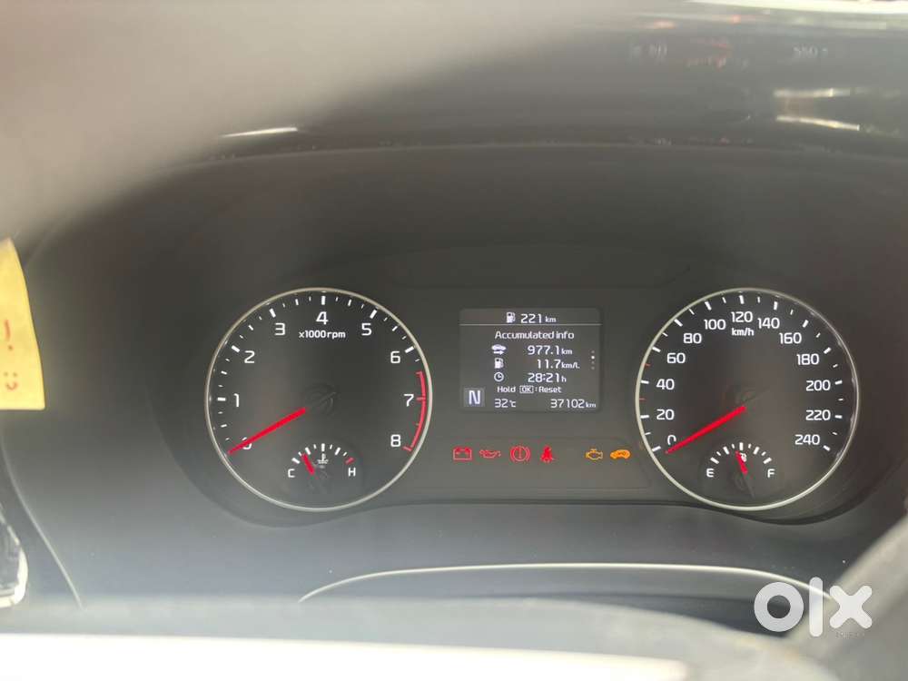Kia Seltos 2023  1.5 Imt Htk Plus Petrol