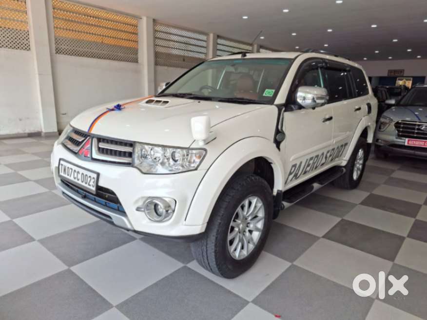 Mitsubishi Pajero Sport 2.5 Manual, 2015, Diesel