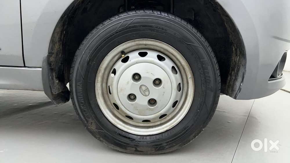 Tata Tiago 1.2 Revotron Xm, 2019, Petrol