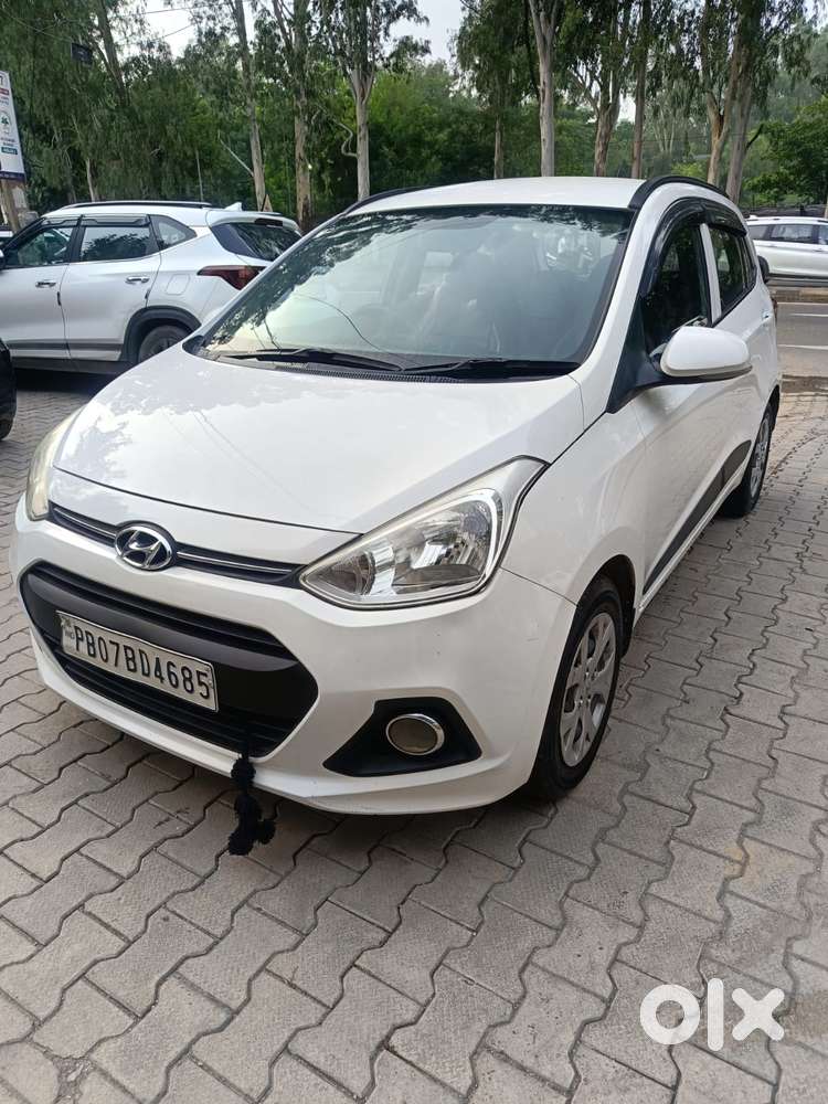 Hyundai Grand I10 Sportz O 1.2, 2016, Petrol