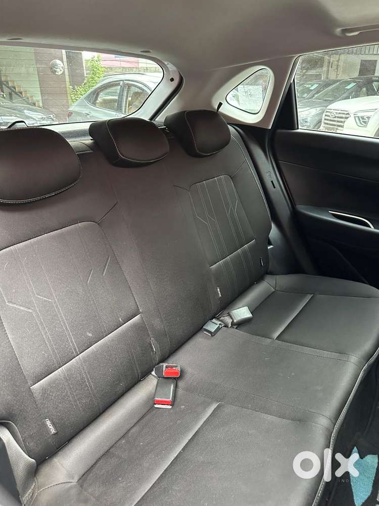 Hyundai New I20 1.2 Asta (o) Mt, 2023, Petrol