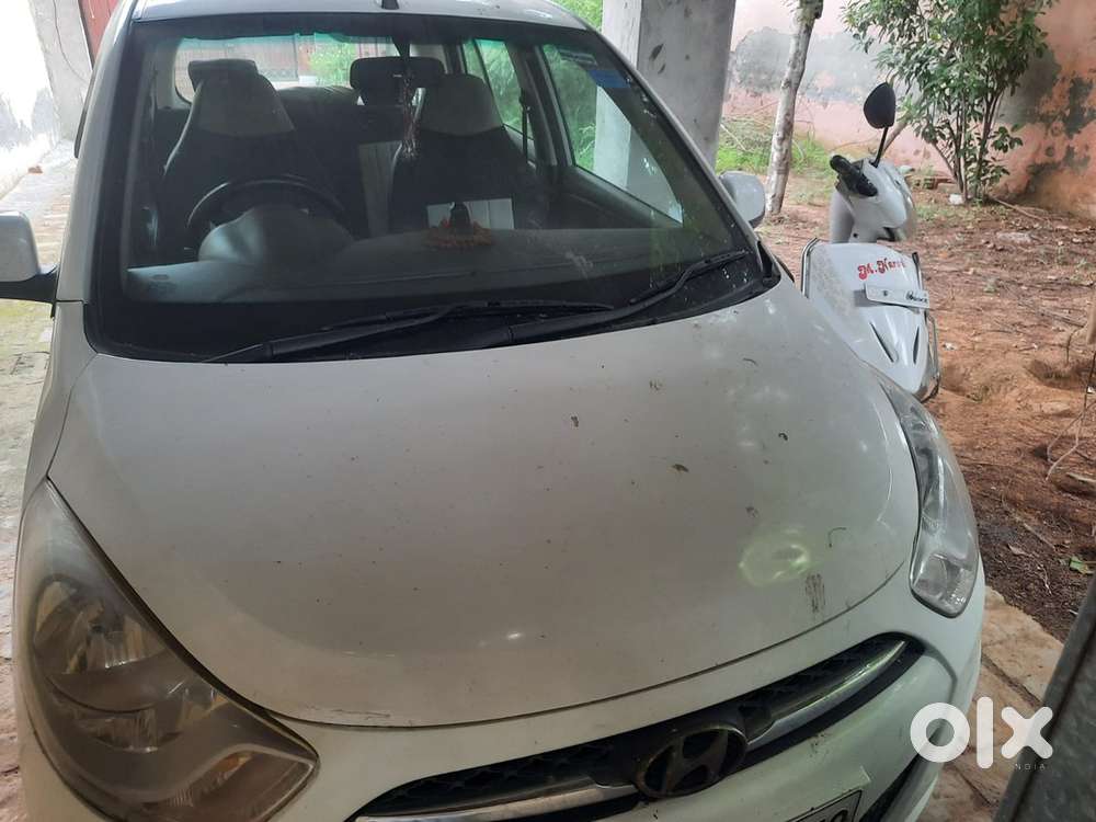 Hyundai I10 Sportz 1.2 Kappa Petrol Manual 2012