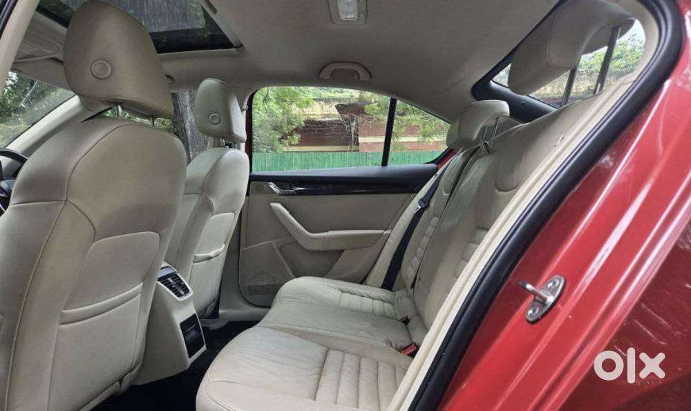 Skoda Octavia 1.8 Tsi Style Plus At, 2016, Petrol