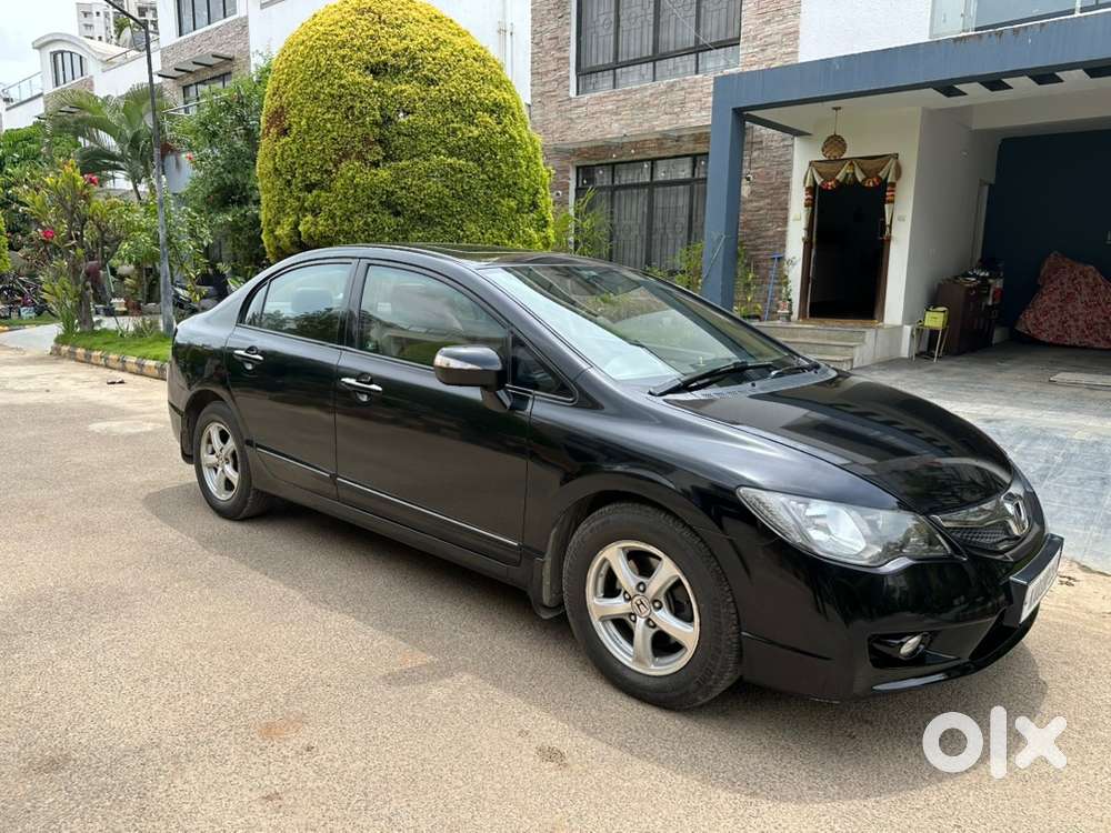 Honda Civic 1.8 V Mt Sunroof | Limited Edition | Immaculate