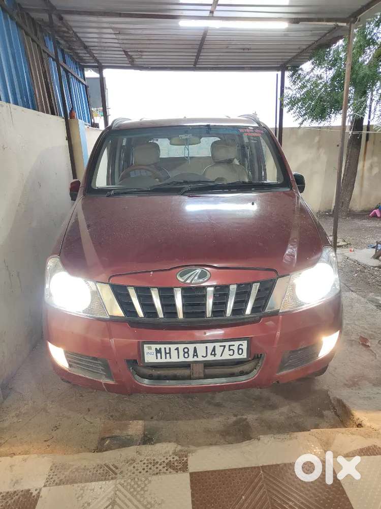 7 Seater Mahindra Quanto C8 Top Model Diesel 2015 Model