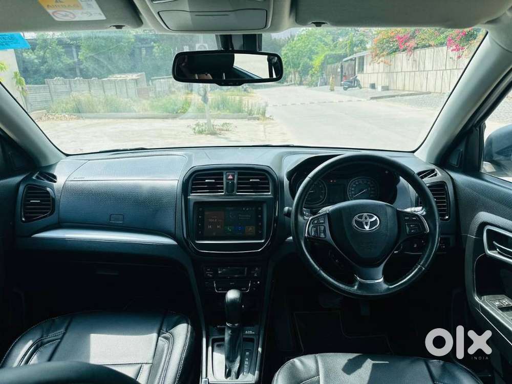 Toyota Urban Cruiser 1.5 Premium Grade At, 2022, Petrol