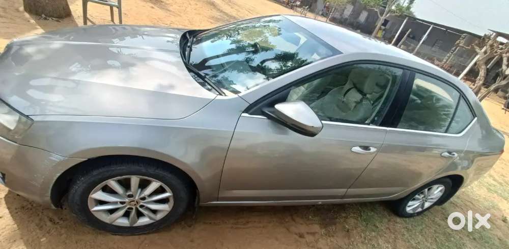 Skoda Octavia 2014 Diesel 100700 Km Driven