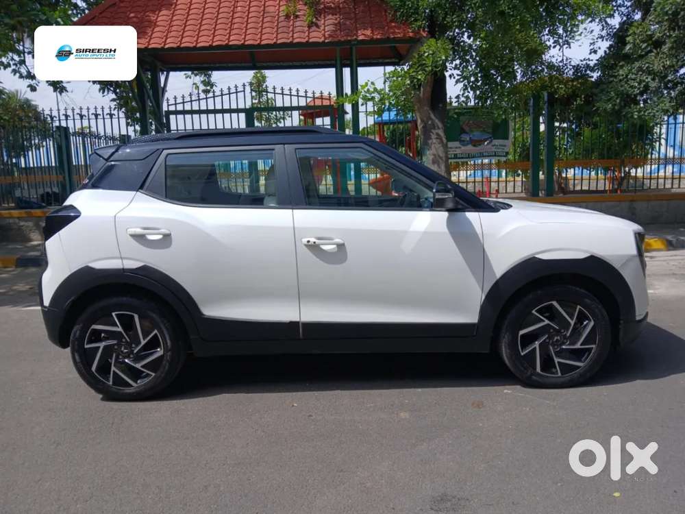 Mahindra Xuv 3xo Ax7 Diesel Mt, 2024, Diesel