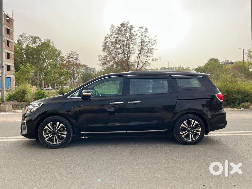 Kia Carnival Limousine Plus 7 Str, 2023, Diesel