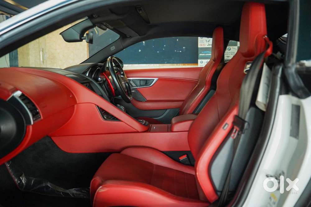 Jaguar F Type Coupe R-dynamic 2.0, 2020, Petrol