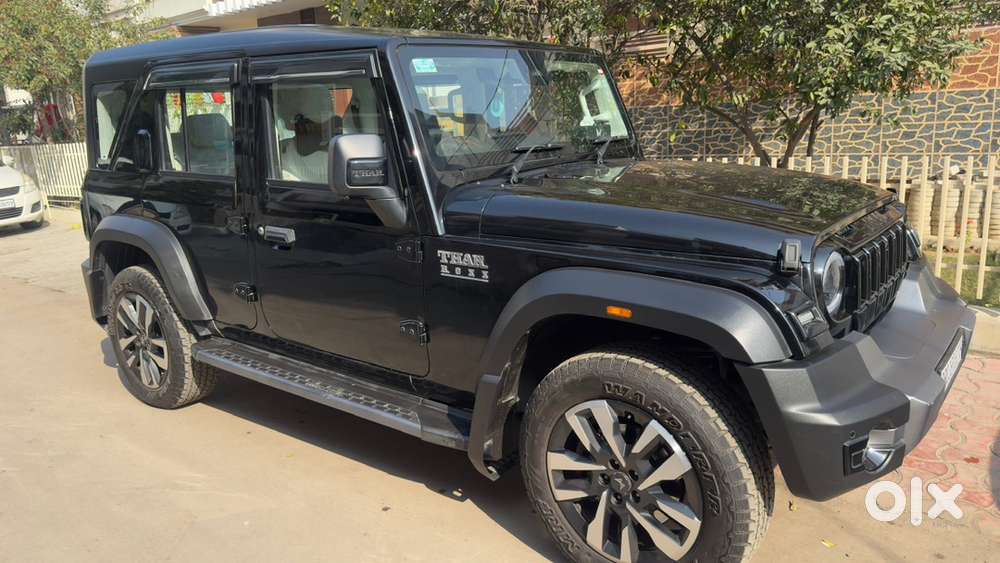Mahindra Thar Roxx 2025 Diesel Manual, Pano Sunroof, Ventilated Seats