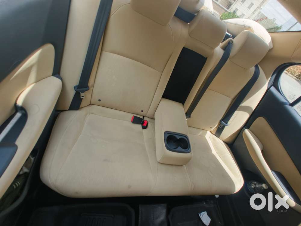Honda City 1.5 V 5th Gen I-vtec Mt, 2022, Petrol