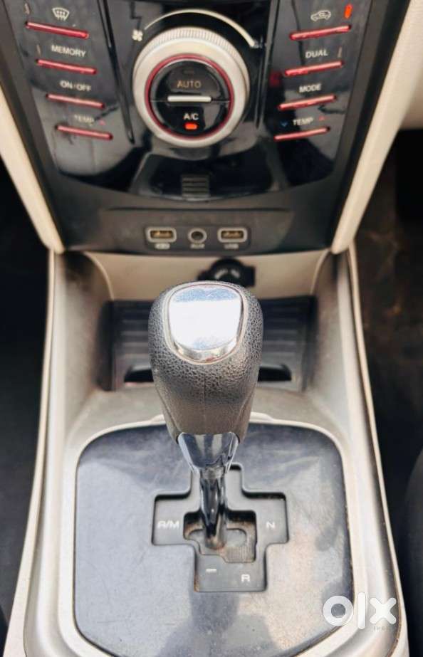 Mahindra Xuv300 W8 (o) 1.5 Diesel Amt, 2019, Diesel