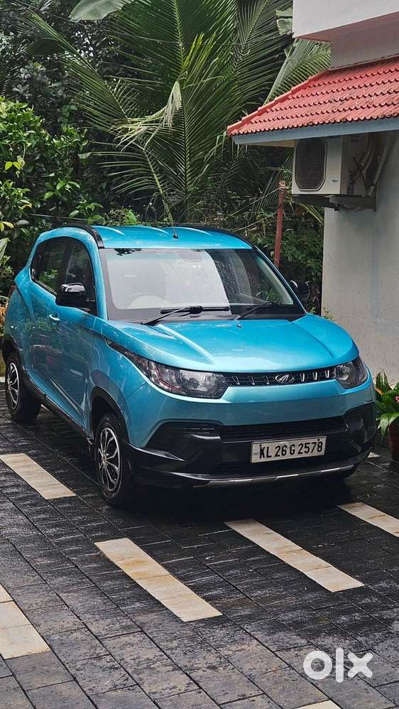 Mahindra Kuv 100 2016