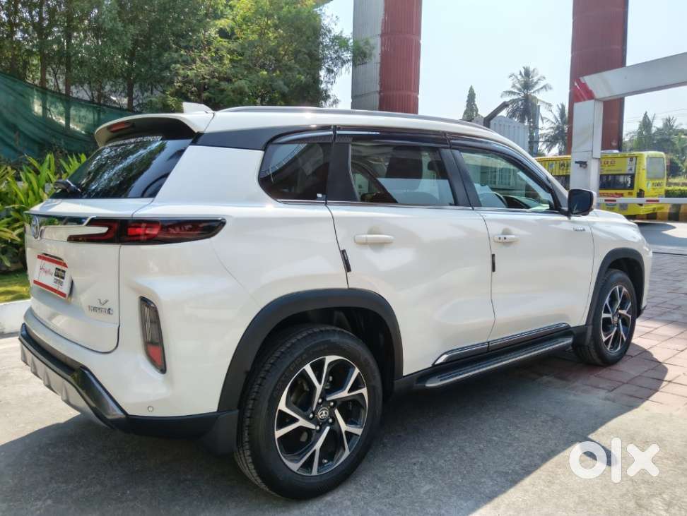Toyota Urban Cruiser Hyryder 1.5 V Hybrid, 2025, Petrol