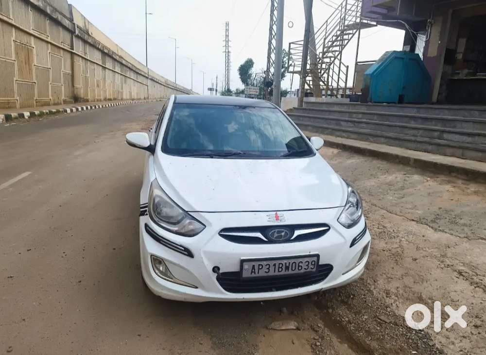 Hyundai Verna Sx Crdi 2012