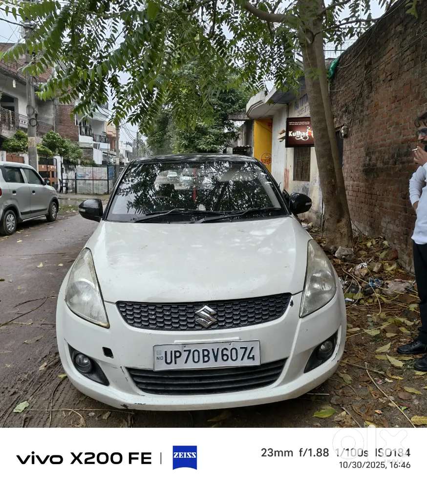 Maruti Suzuki Swift 2012 Diesel 90000 Km Driven