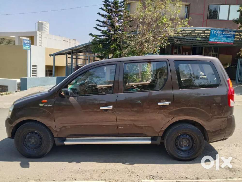 Mahindra Xylo 2010