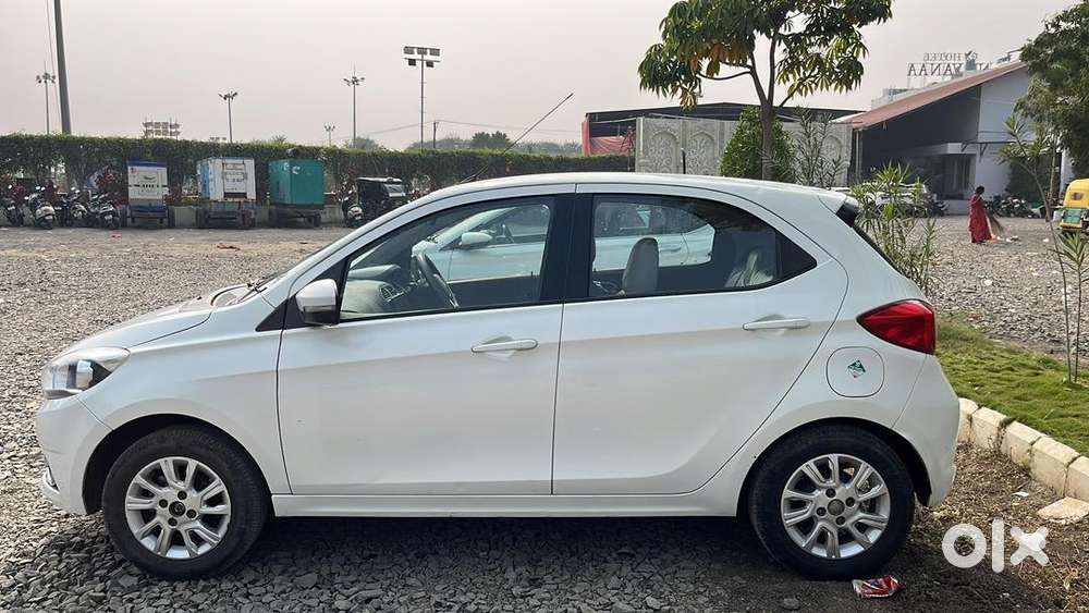 Tata Tiago 2017 Petrol 31000 Km Driven