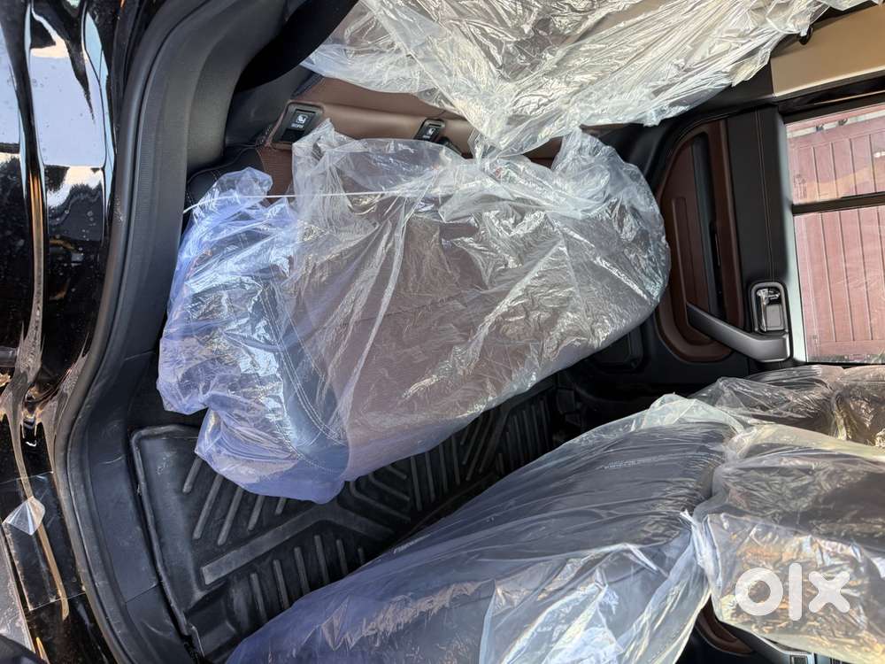 Top Model With Mocha Brown Interior