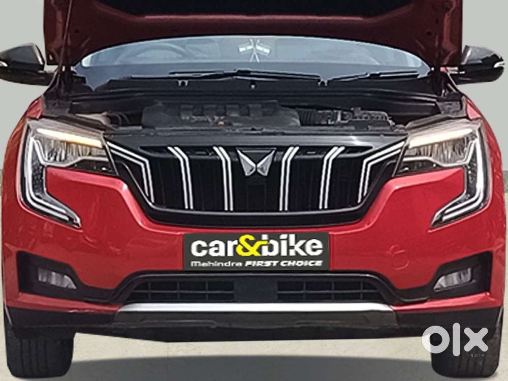 Mahindra Xuv700 2.0 Ax 5 Petrol Mt 7 Str, 2022, Petrol