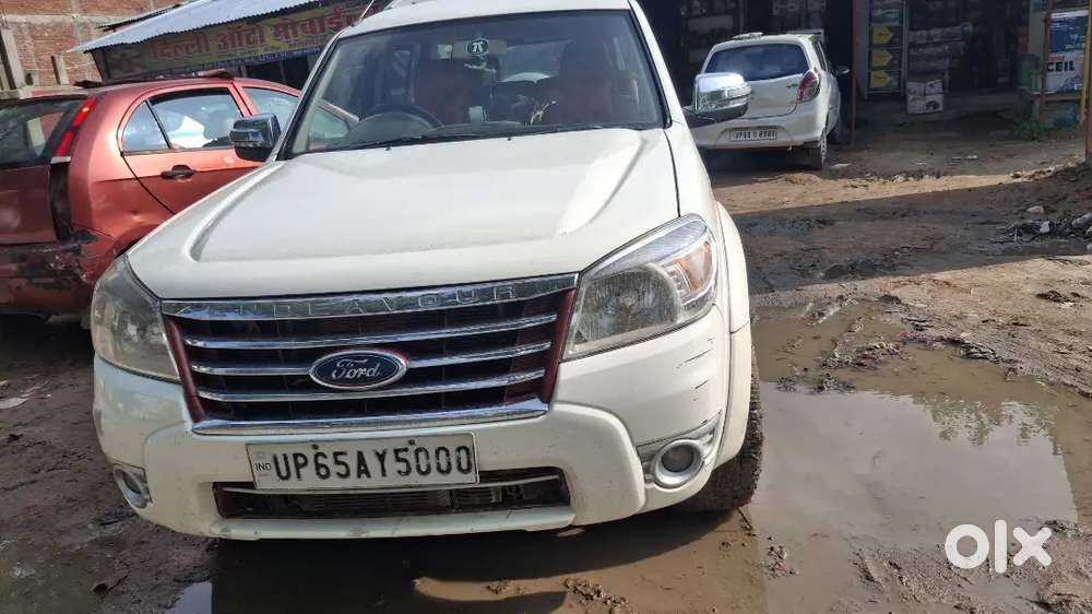 Ford Endeavour 2011 Diesel 200000 Km Driven