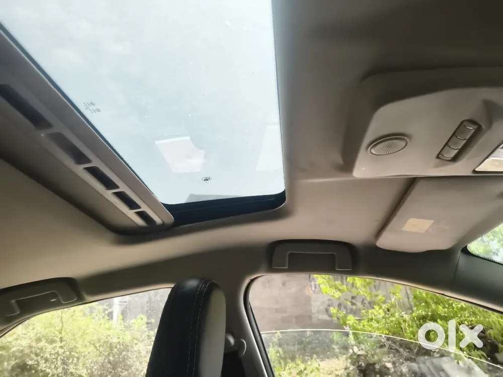 Tata Nexon Petrol Amt 2021 Variant