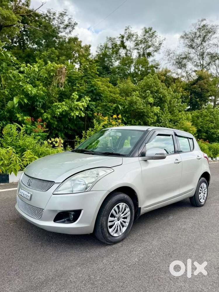 Maruti Suzuki Swift Vxi, 2011, Petrol