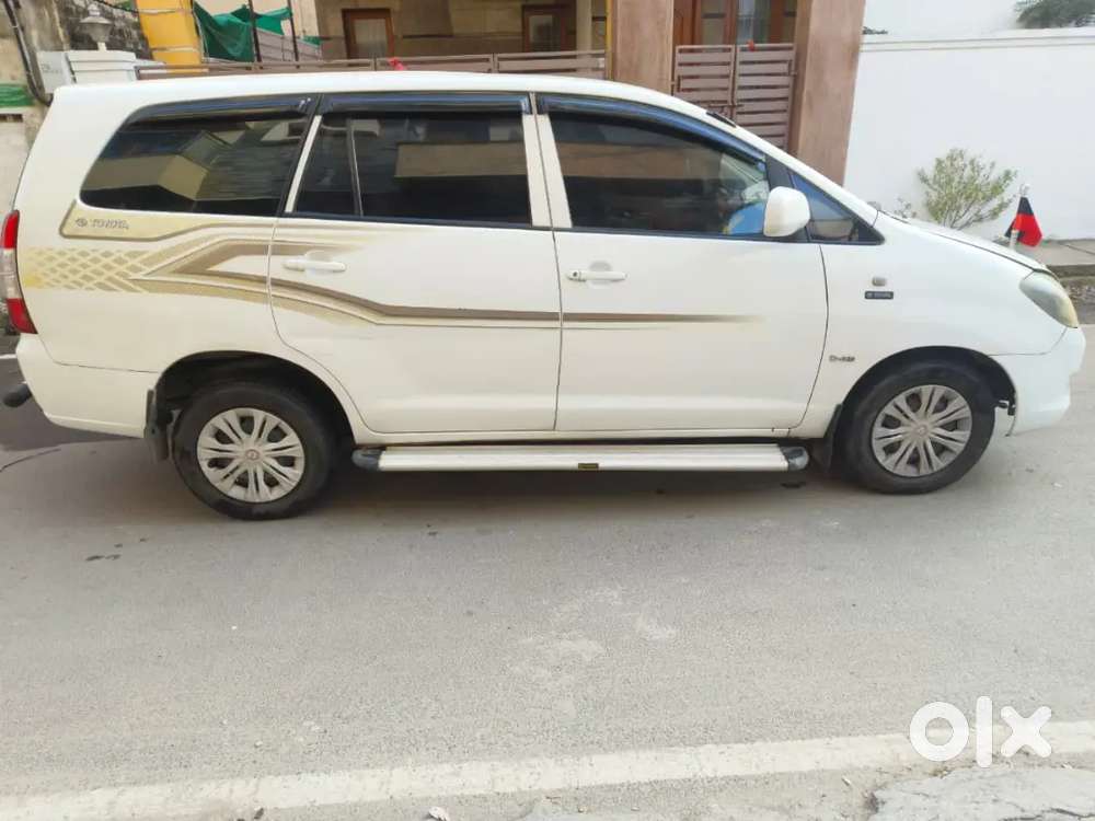 Toyota Innova 2007 Diesel 230000 Km Driven