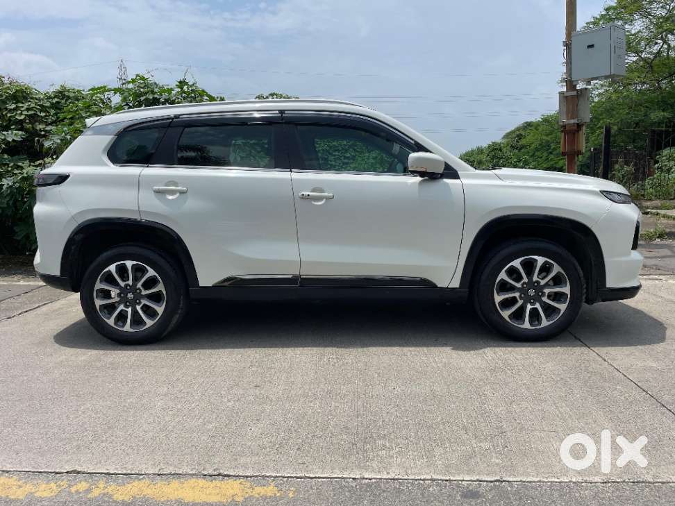 Maruti Suzuki Grand Vitara 1.5 Alpha Plus Intelligent Hybrid Ecvt, 2..