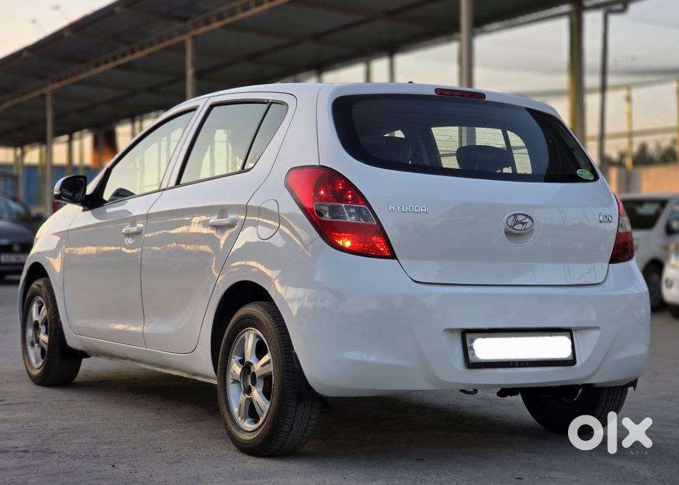 Hyundai I20 2010-2012 1.2 Sportz, 2011, Petrol
