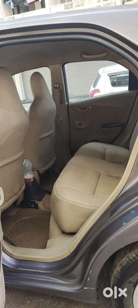 Honda Brio 2012 Petrol Well Maintained