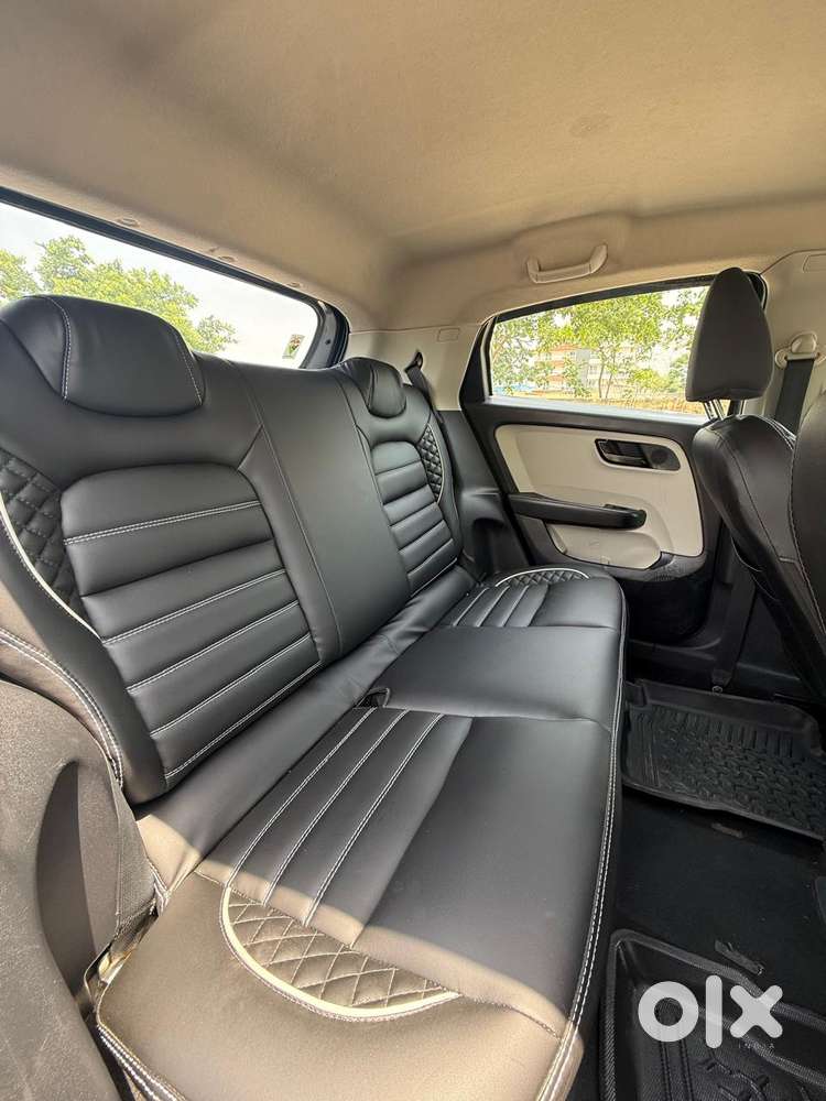 Tata Altroz Xm Plus Petrol, 2024, Petrol