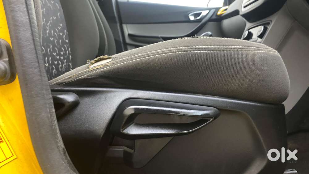 Tata Tiago 1.2 Revotron Xz Plus, 2020, Petrol