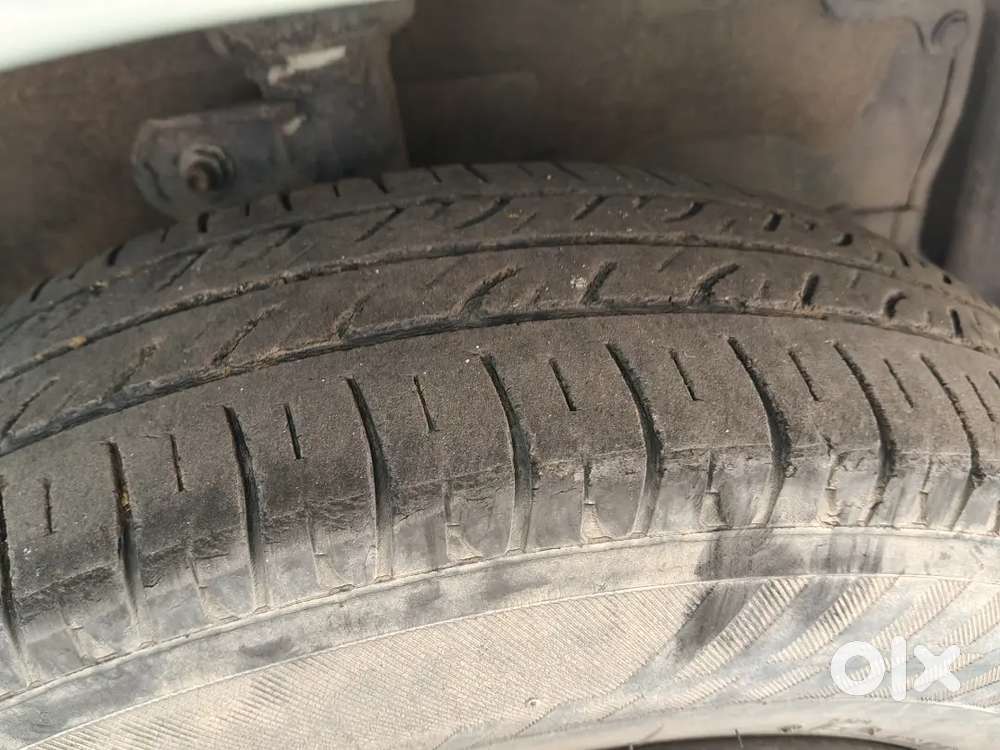 Single Hand Owner Driving.