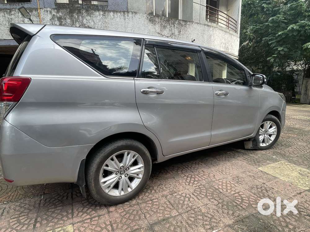 Toyota Innova Crysta 2.8z Automatic, 2016, Diesel