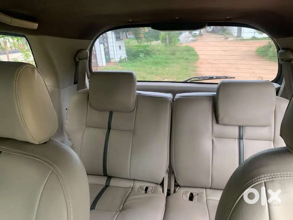 Toyota Innova Diesel 7 Str 2013
