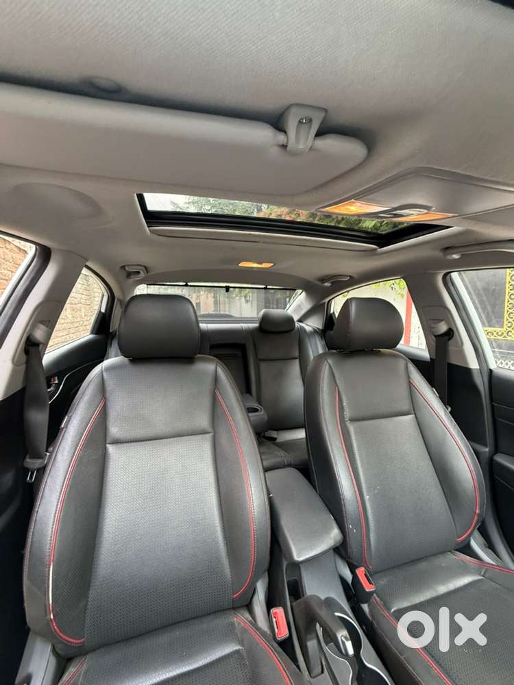 Hyundai Verna Sx(o) Turbo Dct