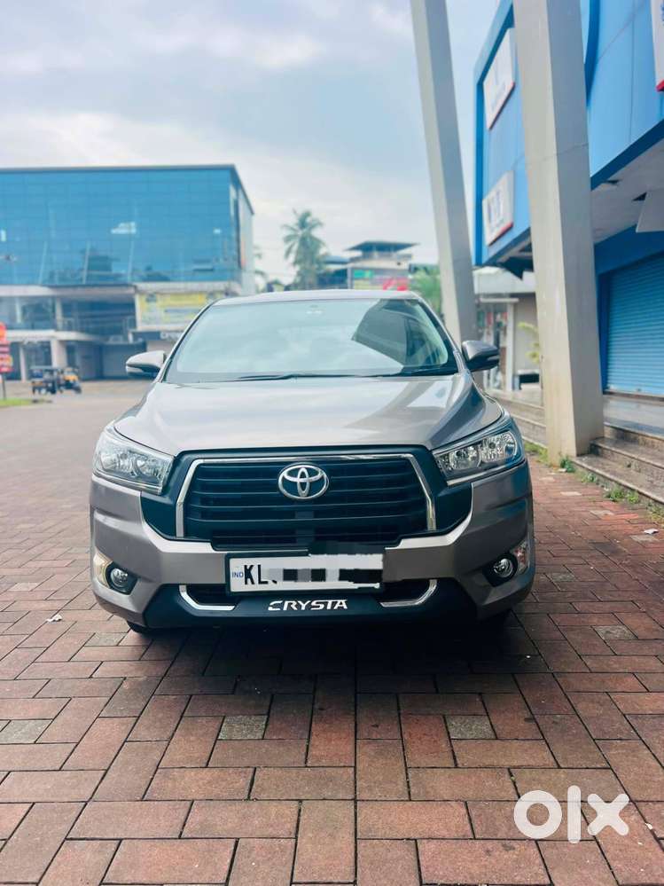 Toyota Innova Crysta 2.8 Gx At 8s, 2016, Diesel