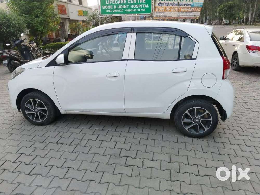 Hyundai Santro Asta, 2022, Petrol