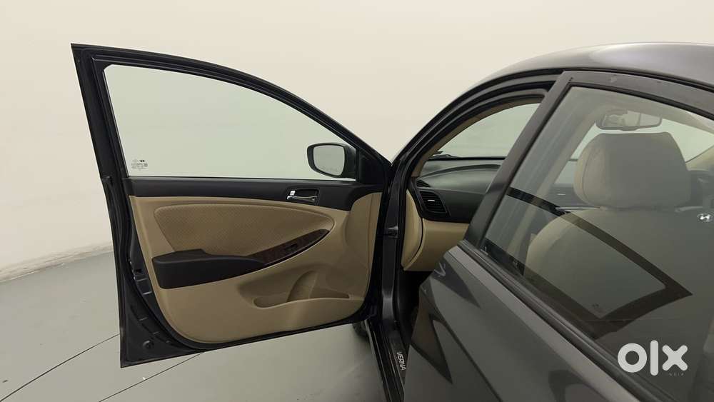 Hyundai Verna 2011-2014 1.6 Sx Vtvt (o) At, 2012, Petrol