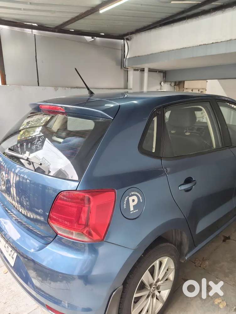 Polo Excellent Condition Blue
