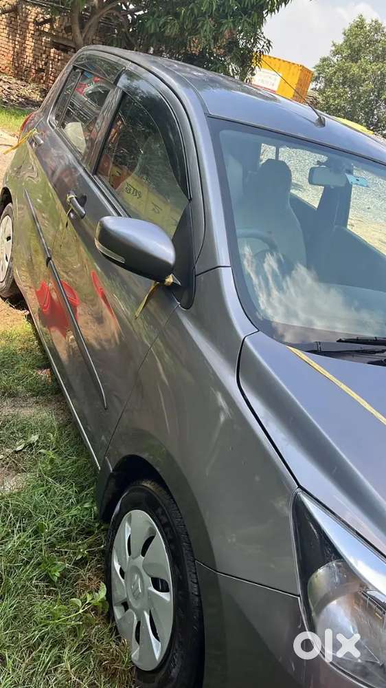 Maruti Suzuki Celerio Zxi 2015