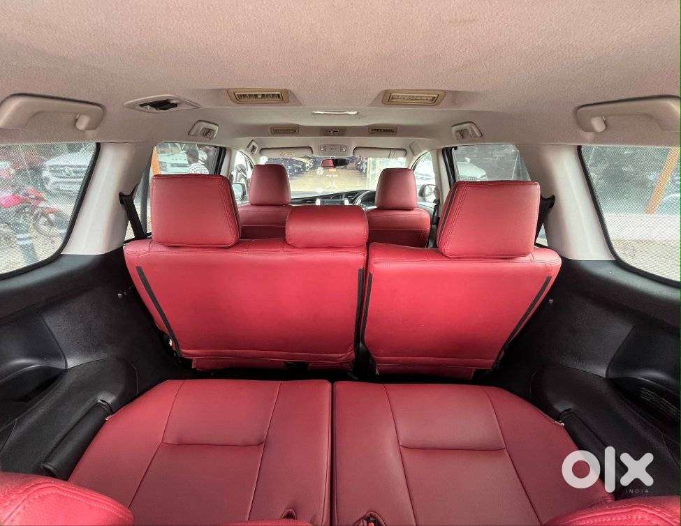 Toyota Innova Crysta 2.8 Gx At 8s, 2019, Diesel