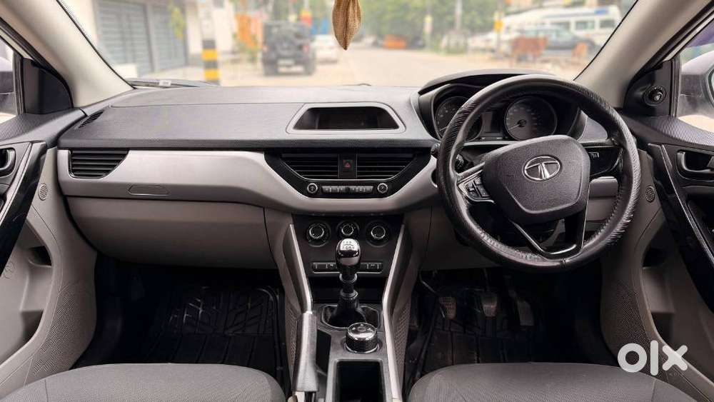 Tata Nexon 1.2 Revotron Xm, 2018, Diesel
