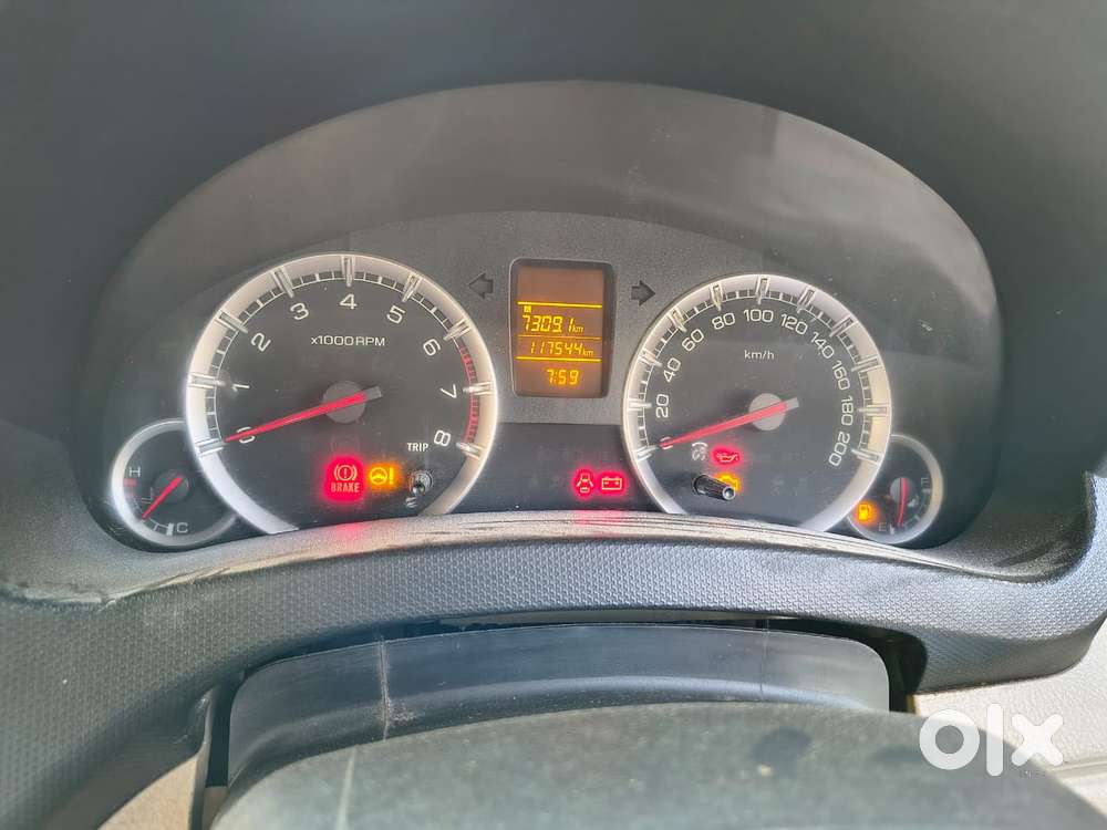 Maruti Suzuki Swift Dzire 1.2 Vxi Bsiv, 2014, Petrol