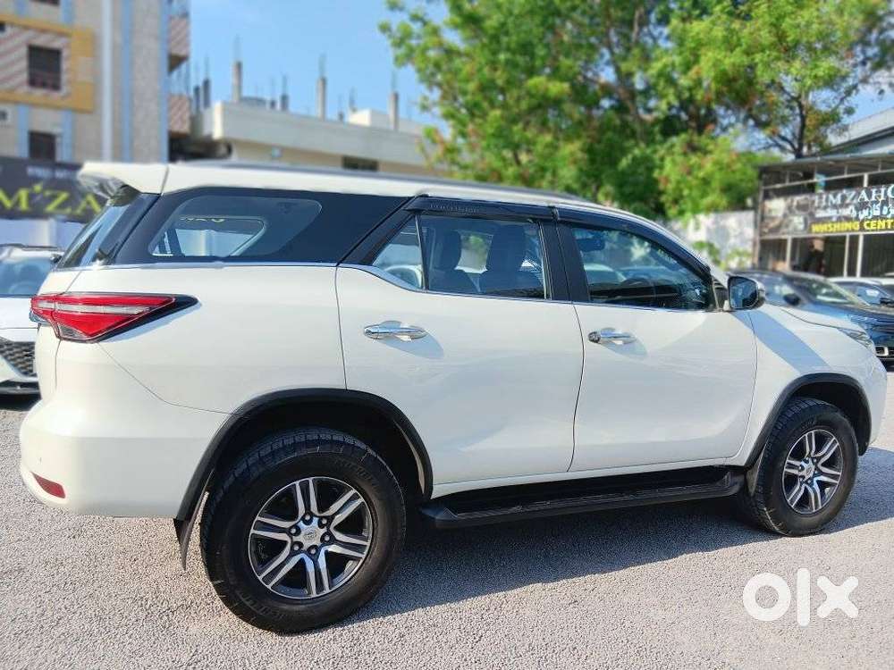 Toyota Fortuner 4x2 Mt 2.8 Diesel, 2021, Diesel