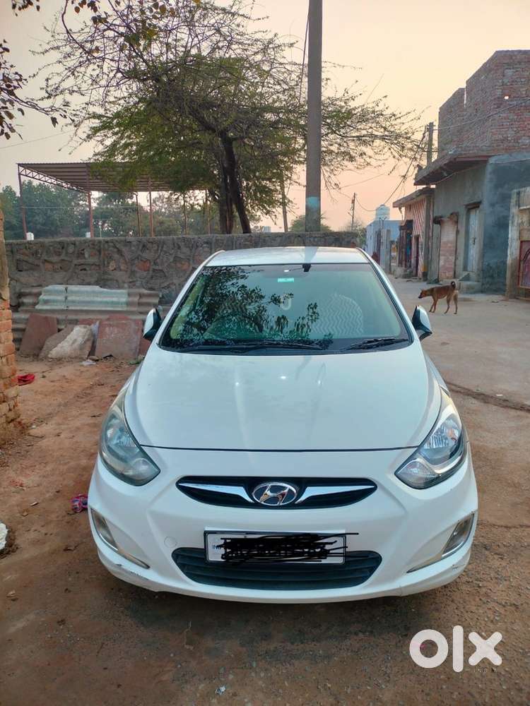 Hyundai Fluidic Verna Petrol Automatic 2014