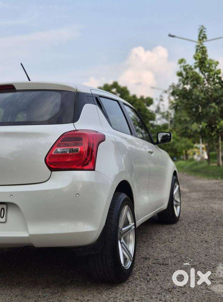 Maruti Suzuki Swift Vxi + Manual, 2020, Petrol